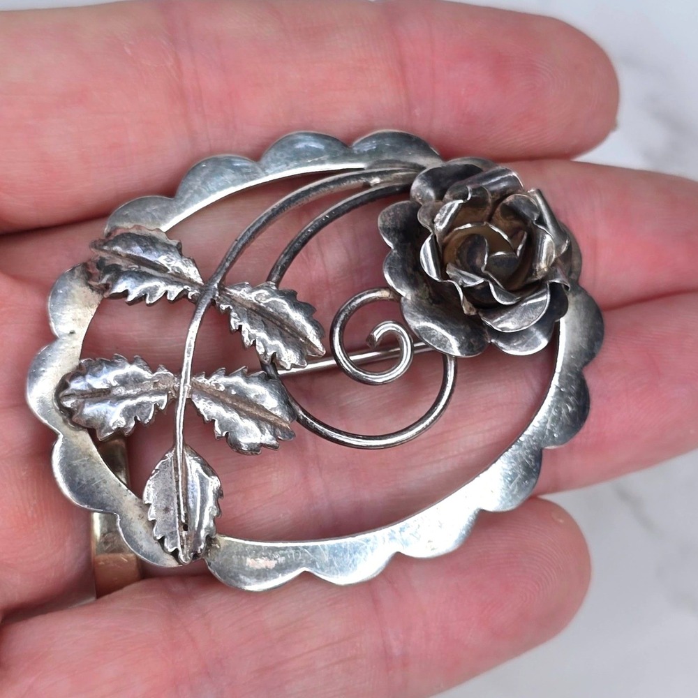 Vintage Large Sterling Silver Rose Floral Scalloped Oval Brooch Pin 15.1g MCM